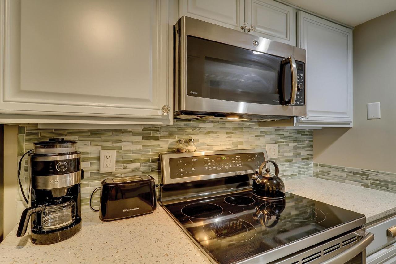 Luxury Updated New Kitchen New Floors, New Tvs, Bikes & Beach Gear Included 希爾頓黑德島 外观 照片
